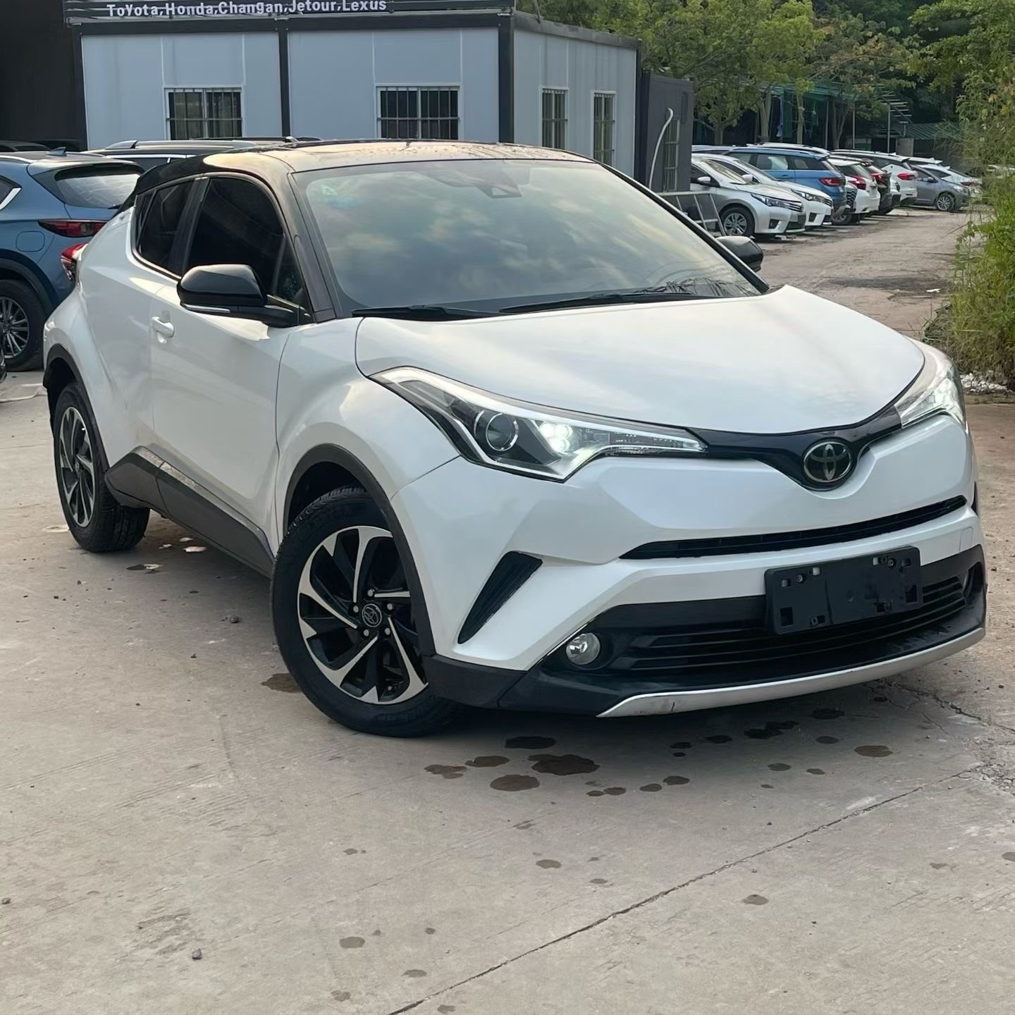 2019 Toyota CHR — photo