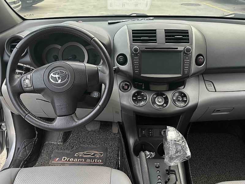 2010 Toyota RAV4 — photo