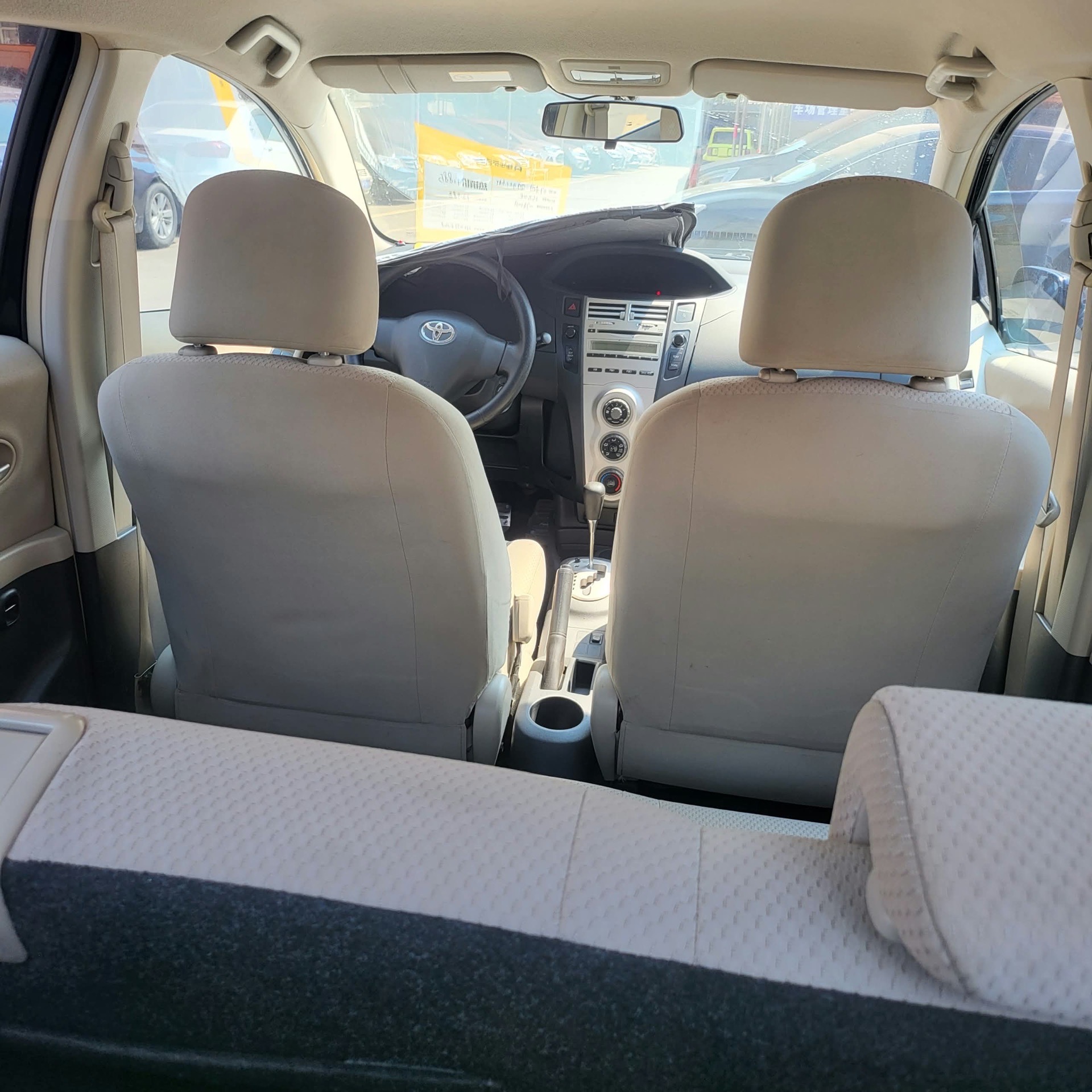 2009 Toyota Yaris — photo