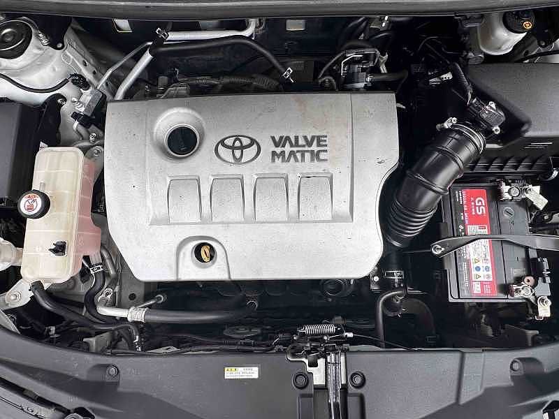 2019 Toyota RAV4 — photo