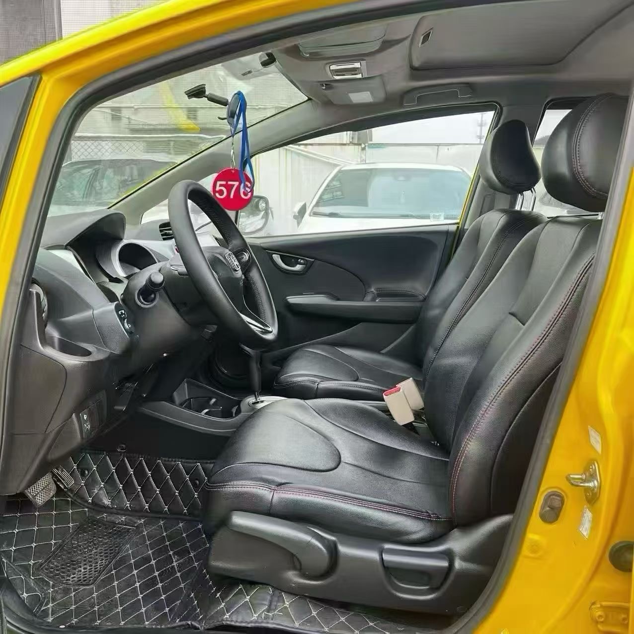 2012 Honda Fit — photo